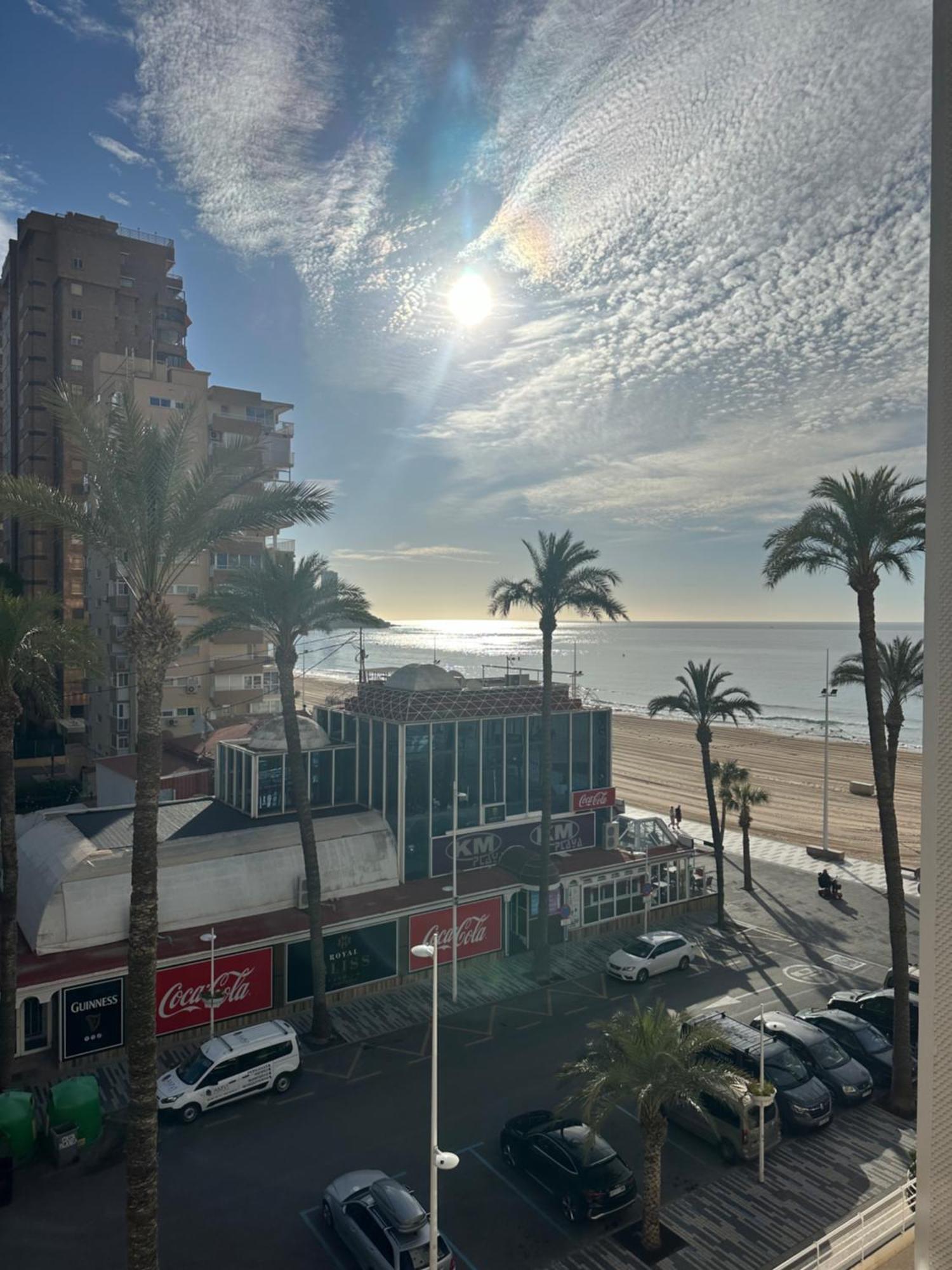 Apartamento La Concha Playa De Levante เบนิดอร์ม ภายนอก รูปภาพ